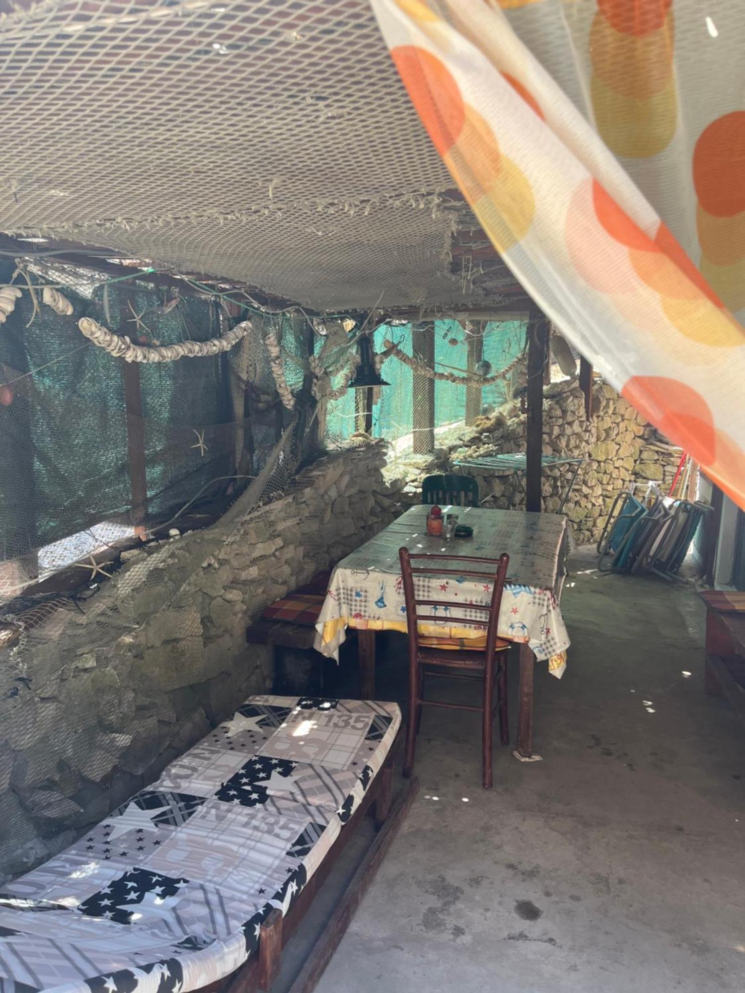 Holiday Home Stiniva Вис Екстериор снимка