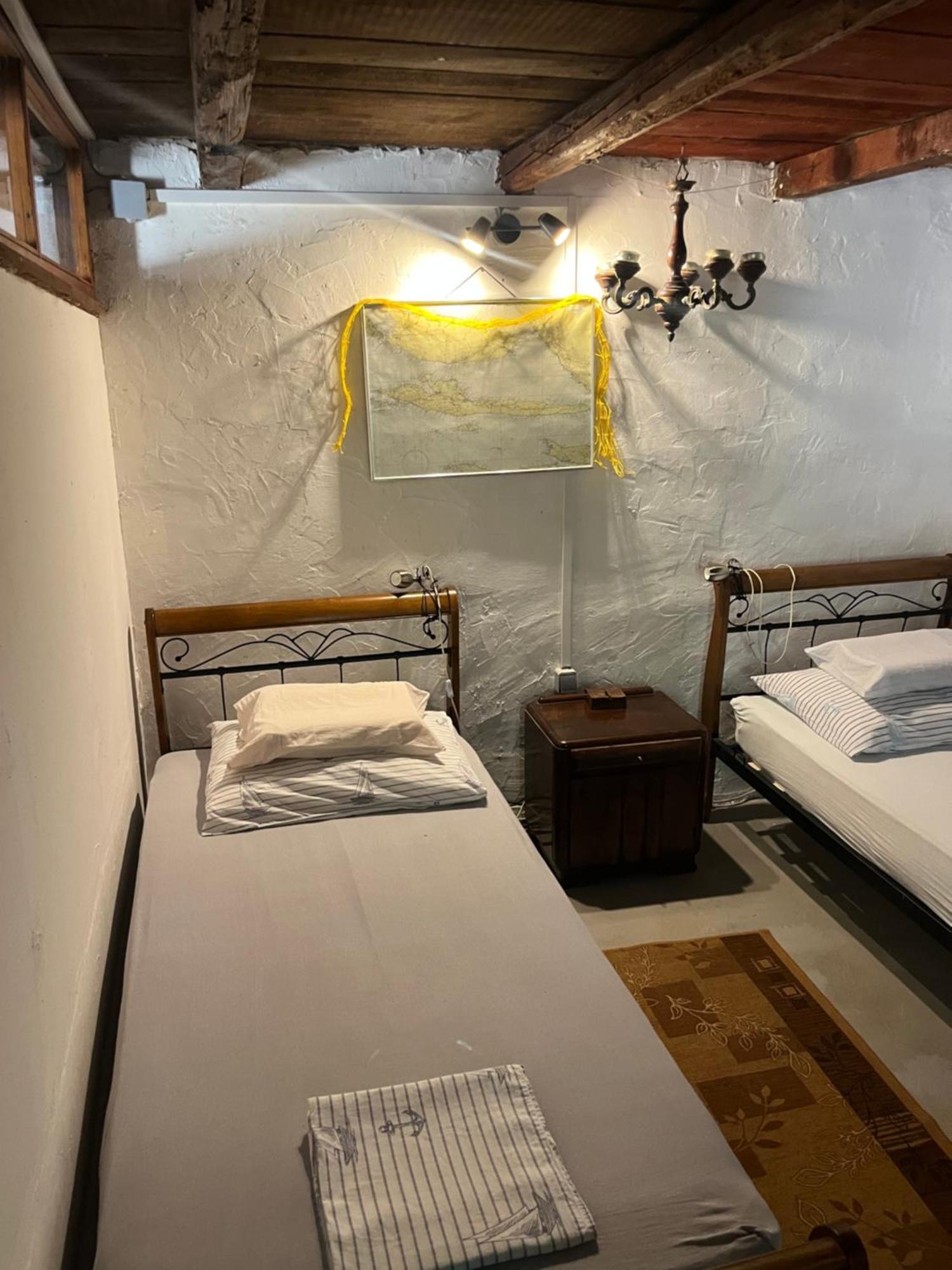 Holiday Home Stiniva Вис Екстериор снимка